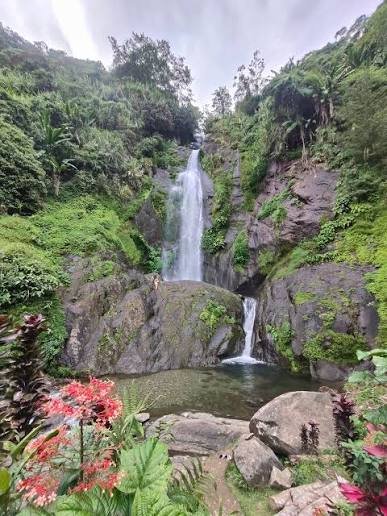 Tenogtog Falls - photo 3